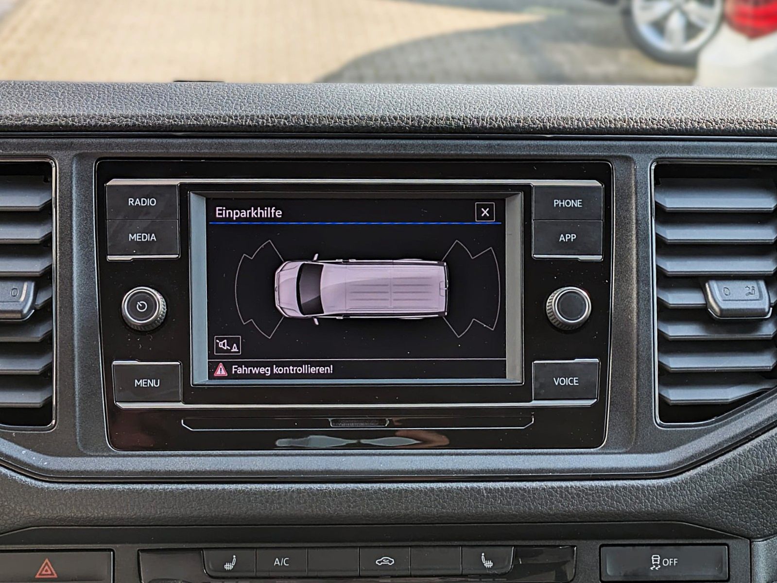 Fahrzeugabbildung Volkswagen Crafter Kasten AUT. L4H2 KLIMA SITZHZG ACC NAVI
