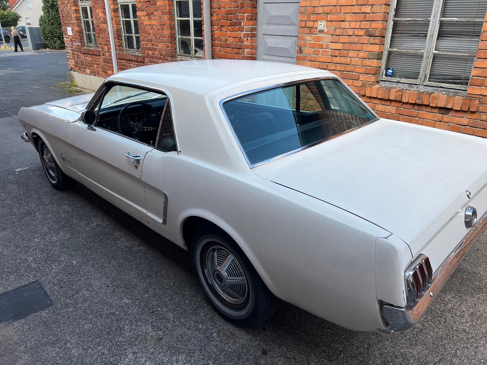 Ford Mustang 1965 / 289 V8