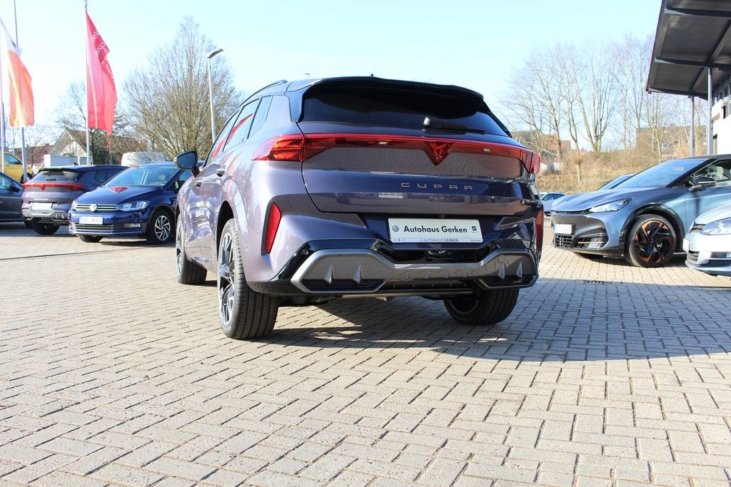 Fahrzeugabbildung CUPRA Terramar VZ 1.5 e-Hybrid DSG