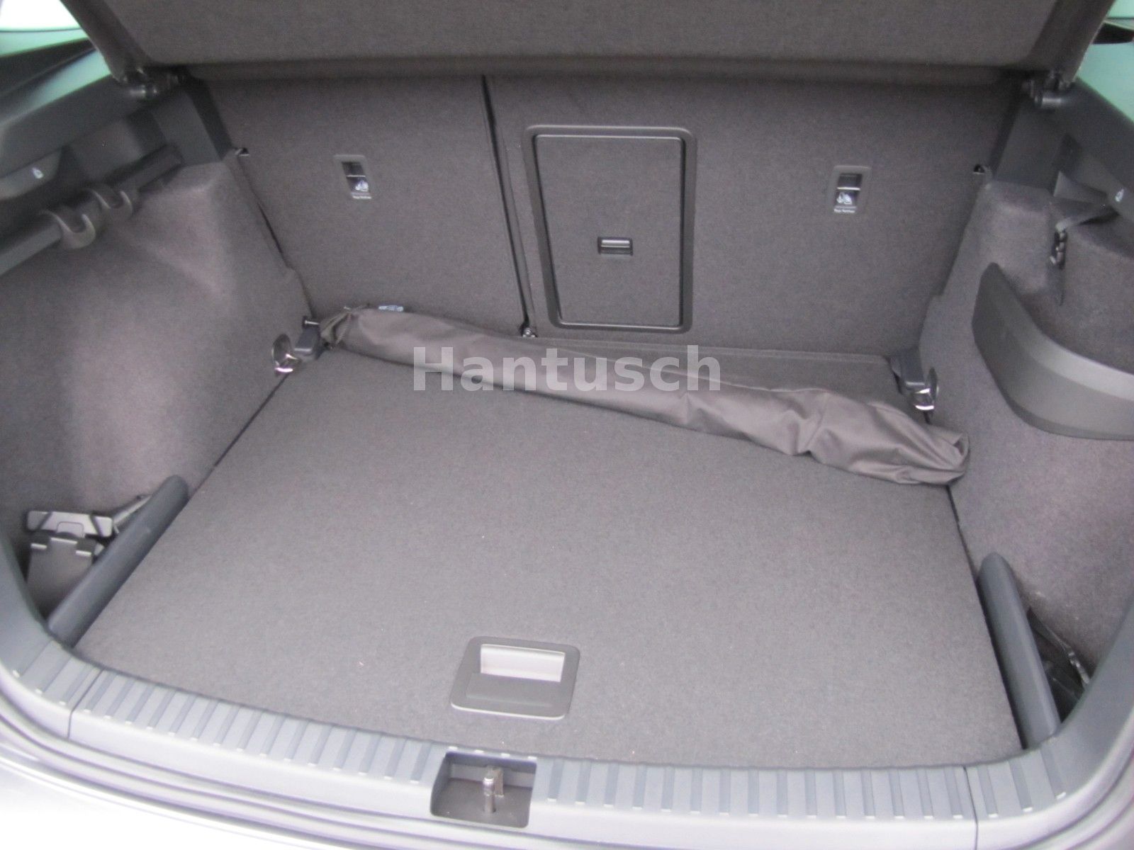 Fahrzeugabbildung SKODA Karoq Balance 1.5l TSI 150PS 7-Gang DSG