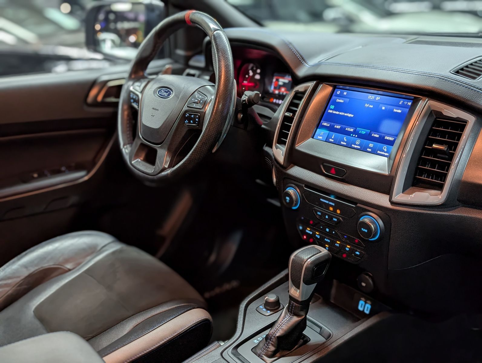 Fahrzeugabbildung Ford Ranger Raptor DoKa 4x4 Performance ROLLO LED AHK