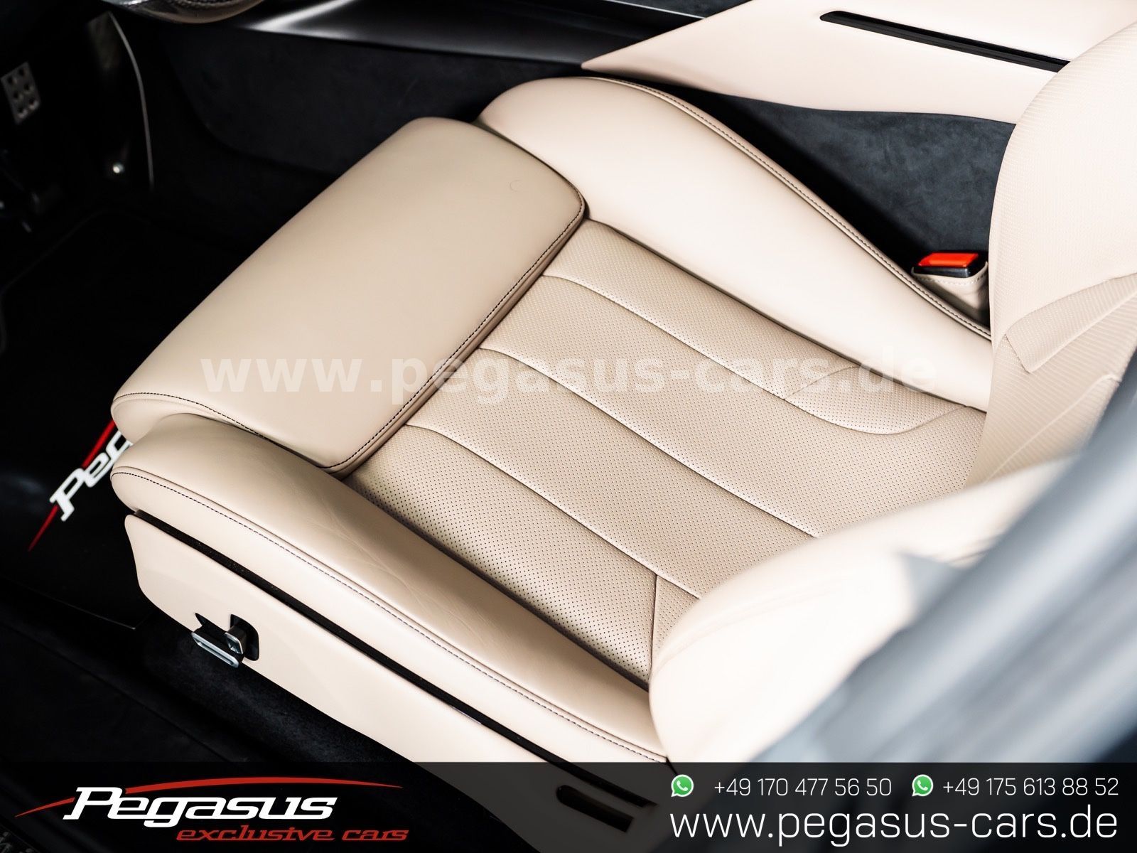 FERRARI Purosangue - 27