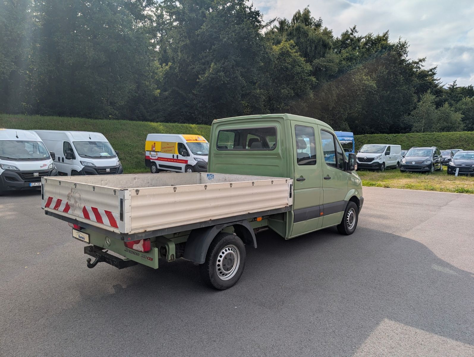 Fahrzeugabbildung Mercedes-Benz Sprinter Pritsche DoKa AHK