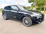 Porsche Cayenne Diesel Platinum Edition Platinum Edition - Porsche Cayenne in Wiesbaden