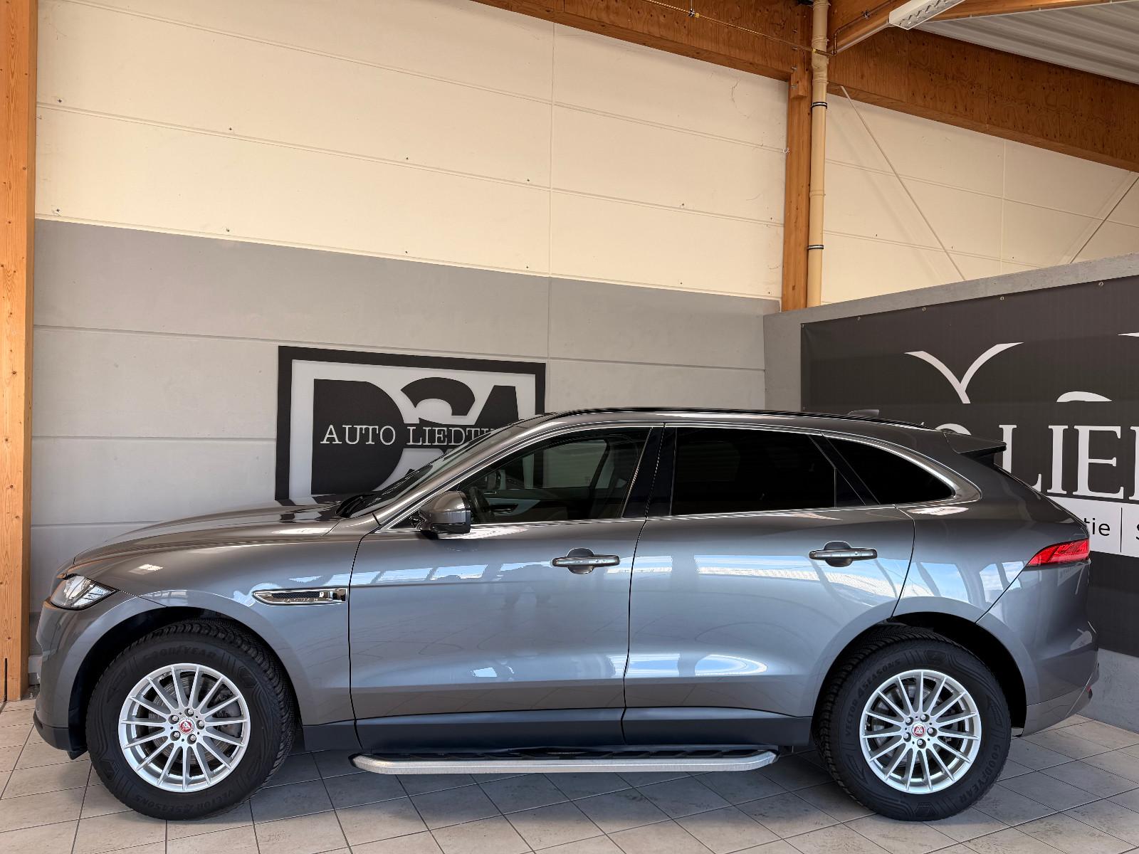 Jaguar F-Pace Prestige AWD/Navi/Sitzhz./AHK/Panorama