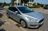Ford Focus Lim. Ambiente 1.0 EcoBoost - Ford Focus: Ambiente