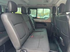 Fahrzeugabbildung Trafic Combi L1H1 3,0t Life dCi 150 EDC