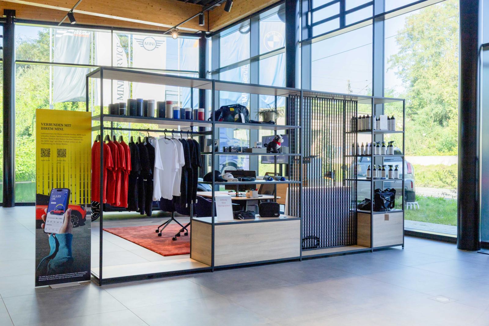 showroom-image-bottom