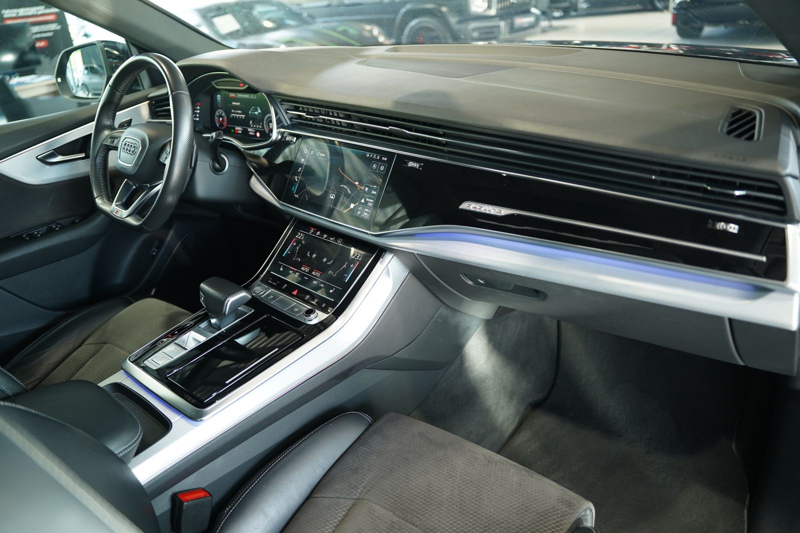 Audi Q8
