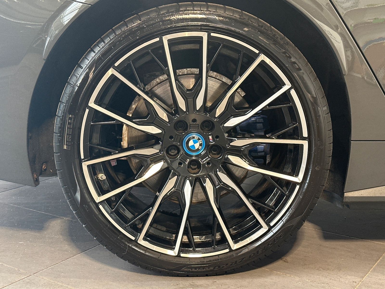 BMW i4 M50 Gran Coupe NAV+LED+20ZOLL+360°-KAM+HIFI imagem 3