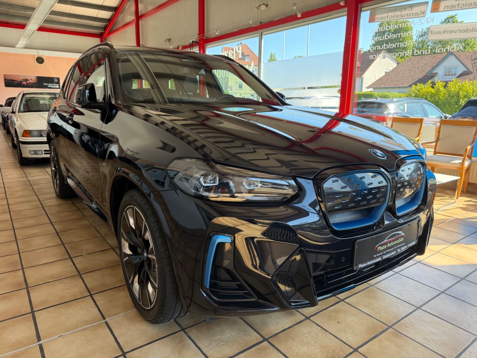 BMW iX3 Impressive PANO HEADUP M-SPORTPAKET imagem 2