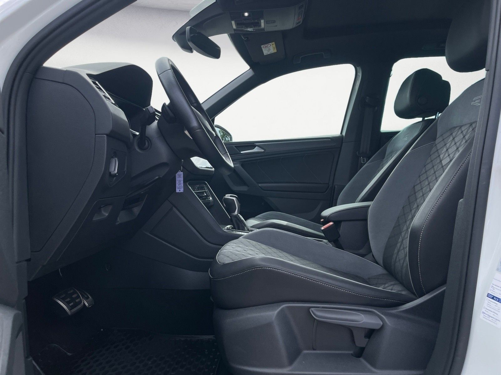 Volkswagen Tiguan - Bild 8