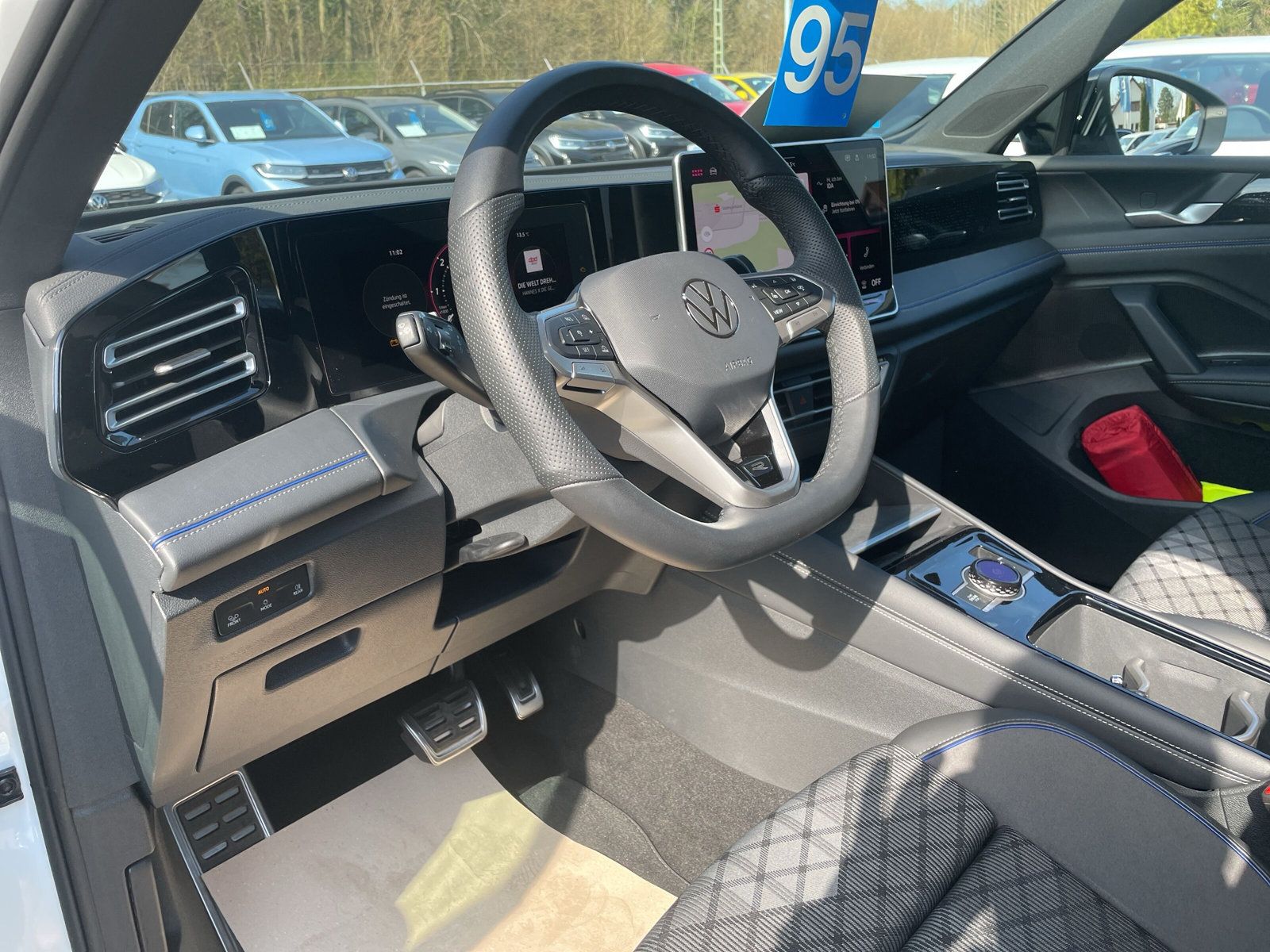 Tiguan R-line TDI DSG Matrix AZV Kamera