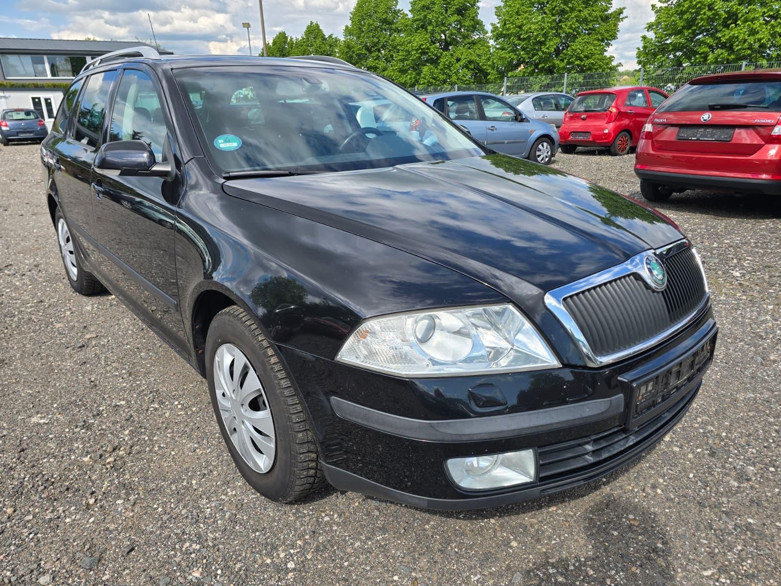 Skoda Octavia Combi Elegance, KLIMA, SHZ, TÜV 08/2027!