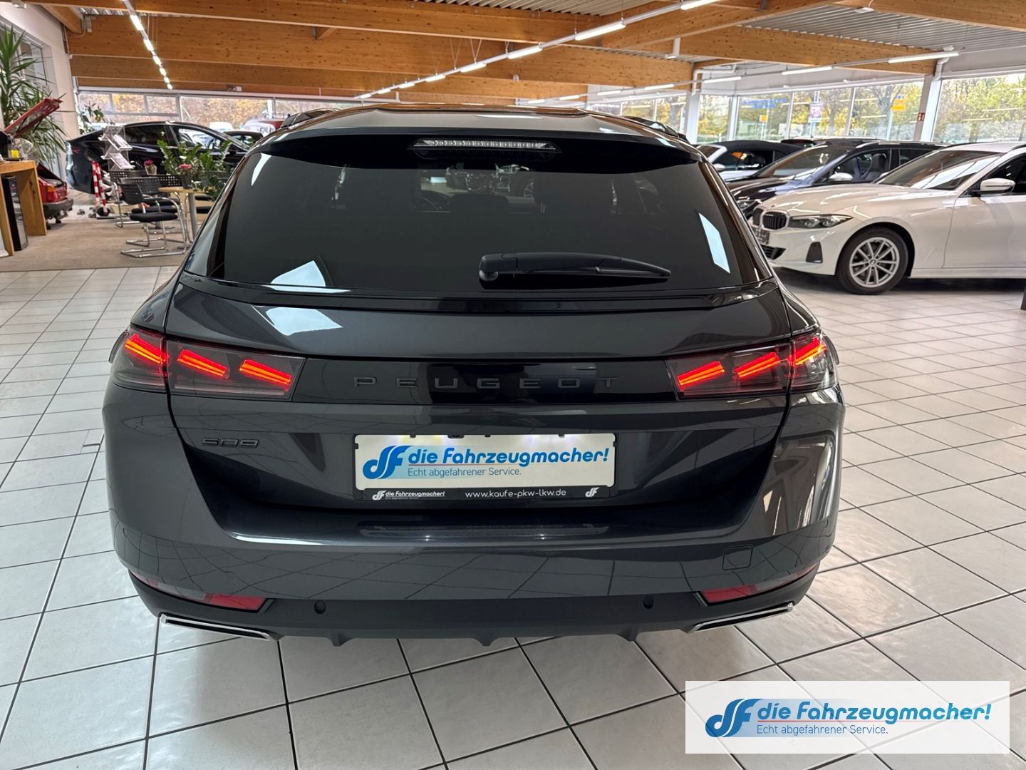 Fahrzeugabbildung Peugeot 508 SW Allure Pack Navi ACC El. Heckklappe 2-Zon