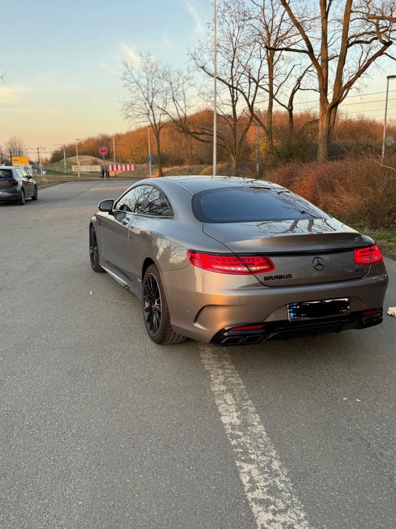 Mercedes-Benz S 63 AMG