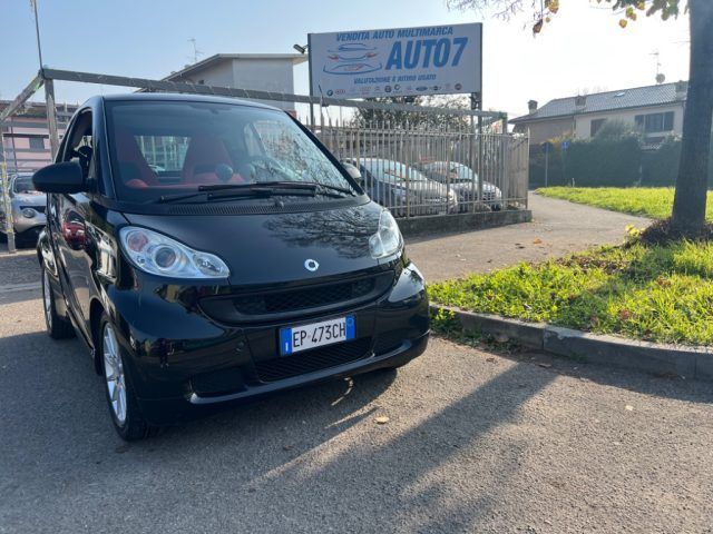 Smart SMART ForTwo 1000 52 kW MHD coupé White Tailor M