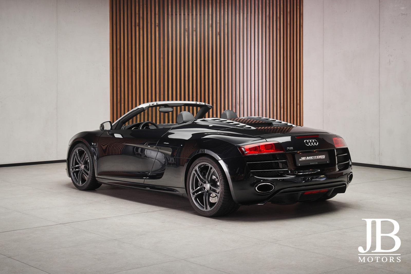 Audi R8 Spyder V10 5.2 FSI 525 ch • Boîte manuelle 6• Magnetic Ride • B&O • Caméra