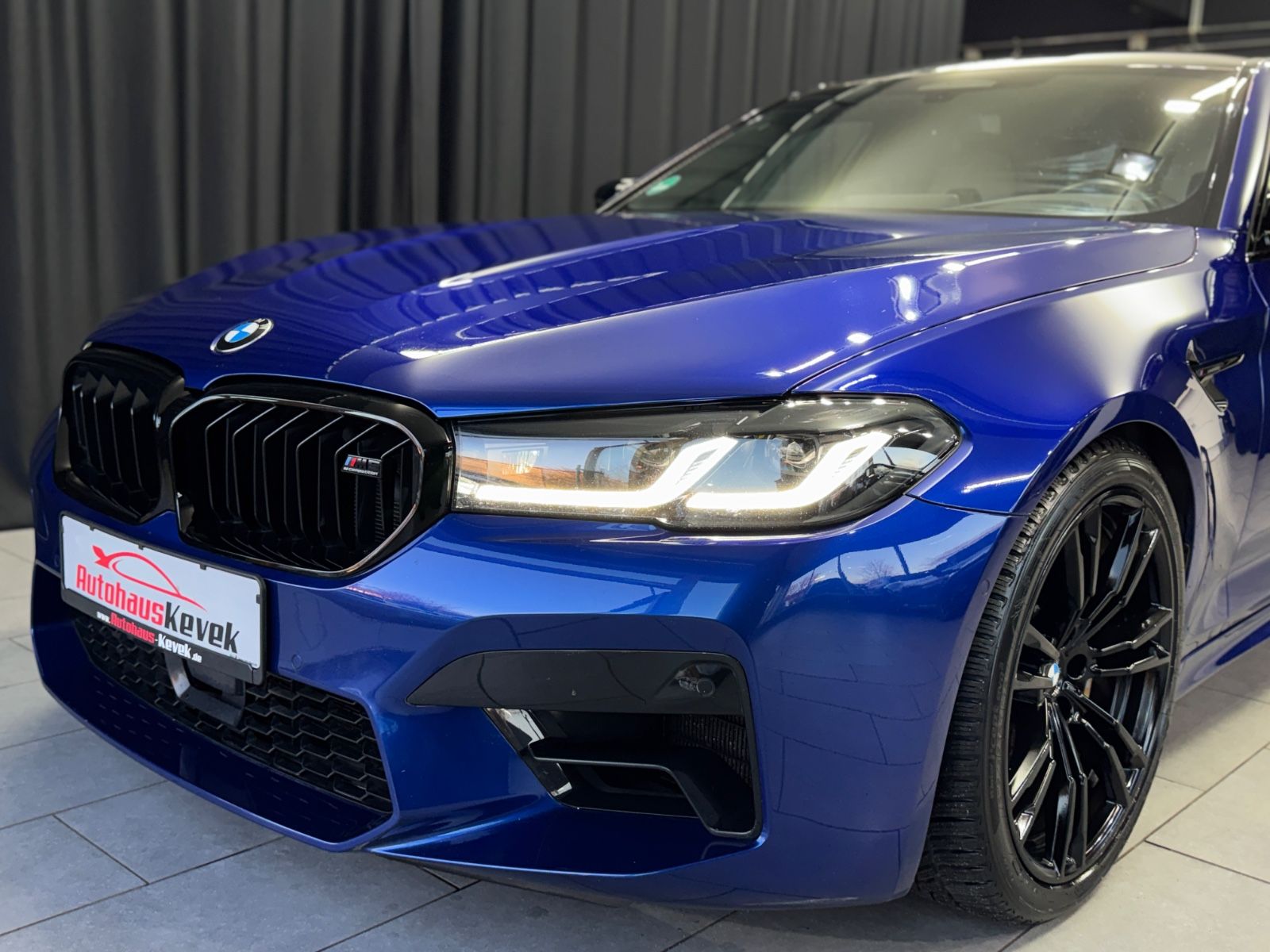 Fahrzeugabbildung BMW M5 Limousine Competition|KERAMIK|HEAD-UP|
