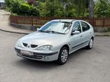 Renault Megane Authentique 1.6 16V*KLIMA*TÜV/AU- 02/28* - Renault Megane: 2.0