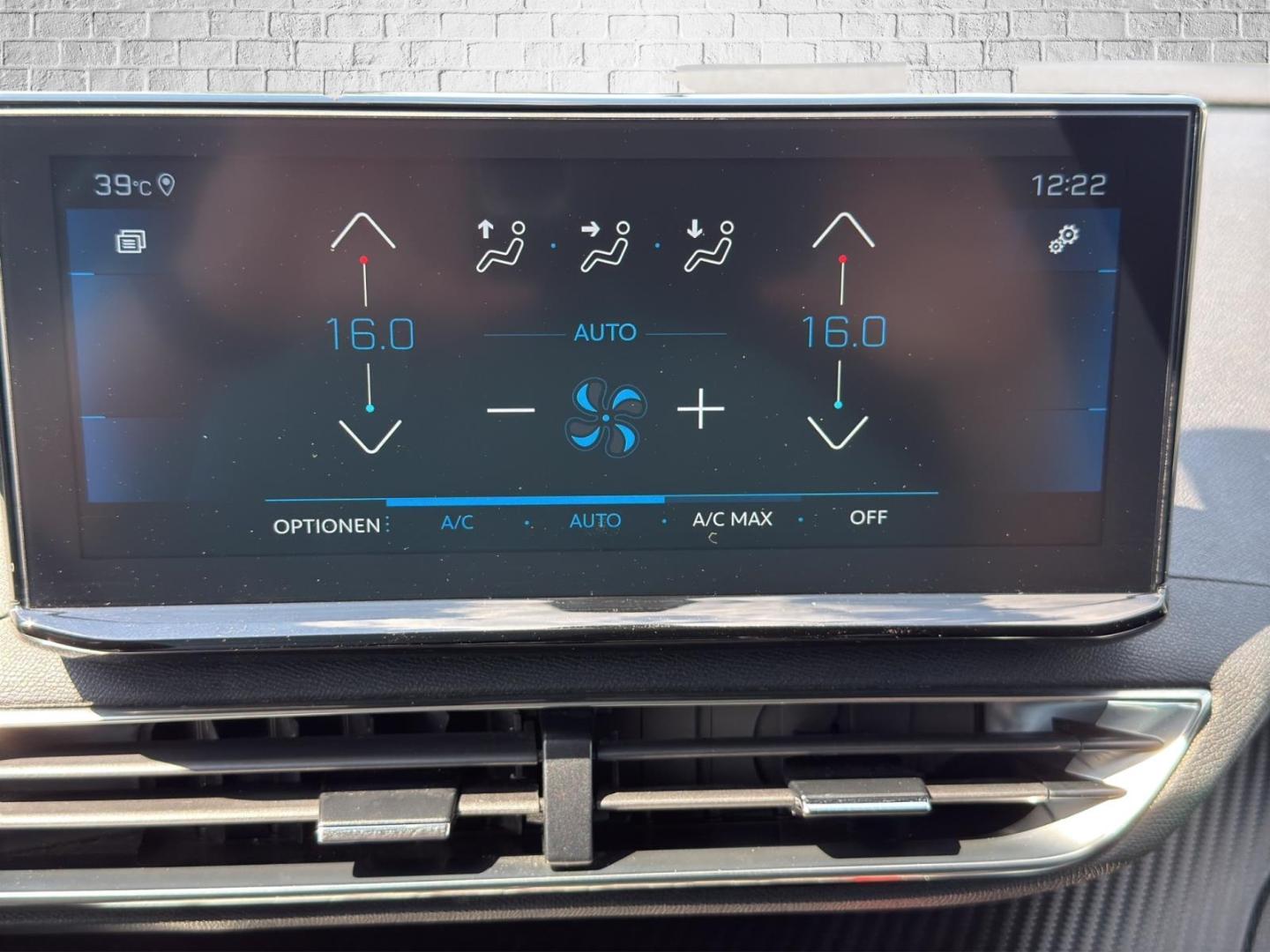 Peugeot 3008 PureTech 130 1,2  Allure Navi/LED