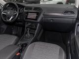 Volkswagen Tiguan 2.0 TDI DSG Life NAVI AHK REARVIEW LED AC - VW Tiguan Gebrauchtwagen in Bochum