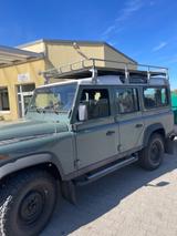 Land Rover Defender 110 TD4 Station Wagon E E - Land Rover Defender: Pickup