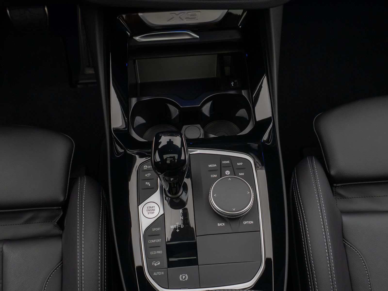 Fahrzeugabbildung BMW X3 xD20i M Sport 360° Laser DAB DispKey Panorama