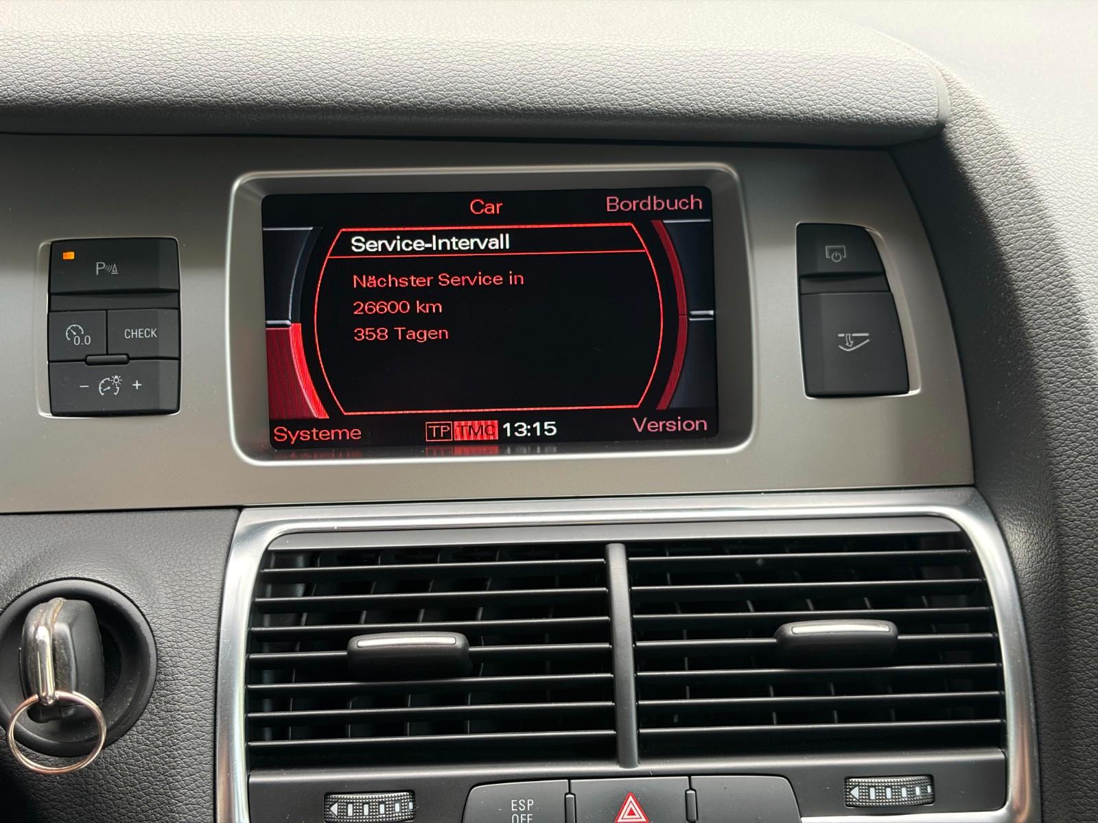 Audi Q7 3.0 TDI quattro 233 ch • 7 places • 1ère Main • GPS • Webasto • Attelage 3,5 t