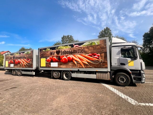 Mercedes-Benz 3x  Antos 2540 mit Kühlanhänger, Frigoblock