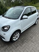 Smart ForFour-EQ- PANO+NAVI+SHZ+passion+22KW+Garantie - Smart ForFour: Eq