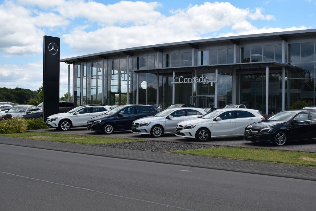 Image of Mercedes-Benz GLC 250