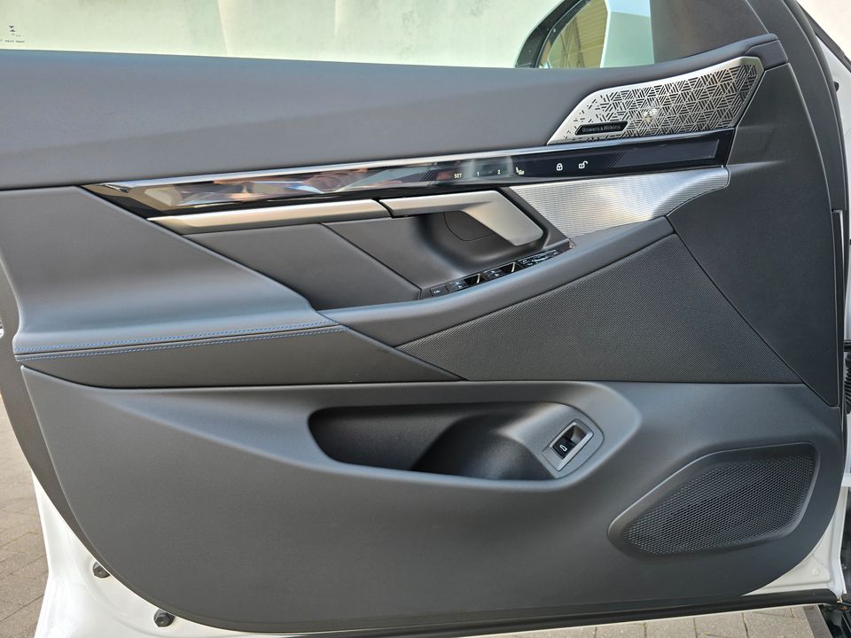BMW i5 - Bild 12