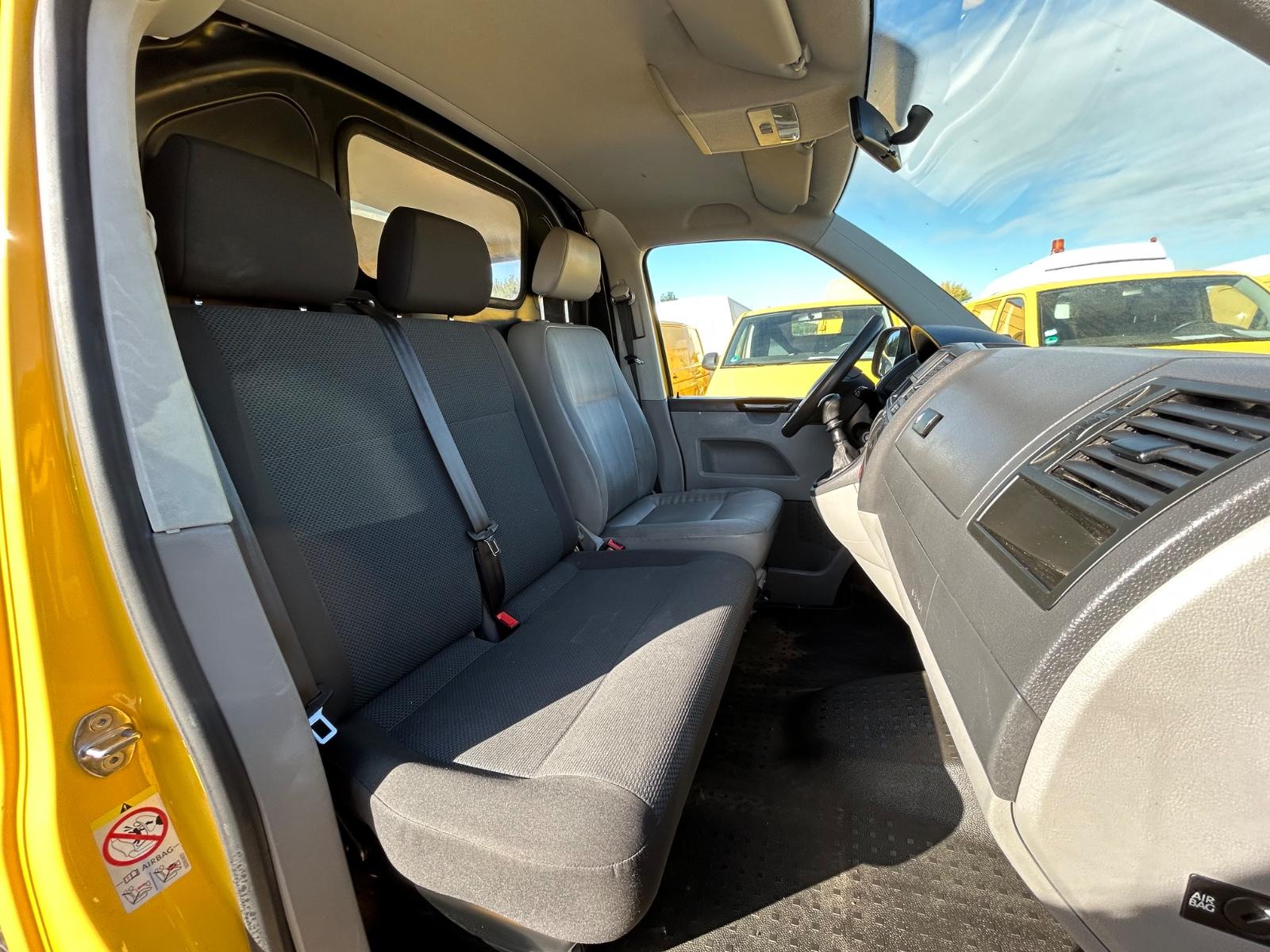VOLKSWAGEN T5 TRANSPORTER - 2.0 TDI 84CH - 1ERE MAIN - ENTRETIEN VW