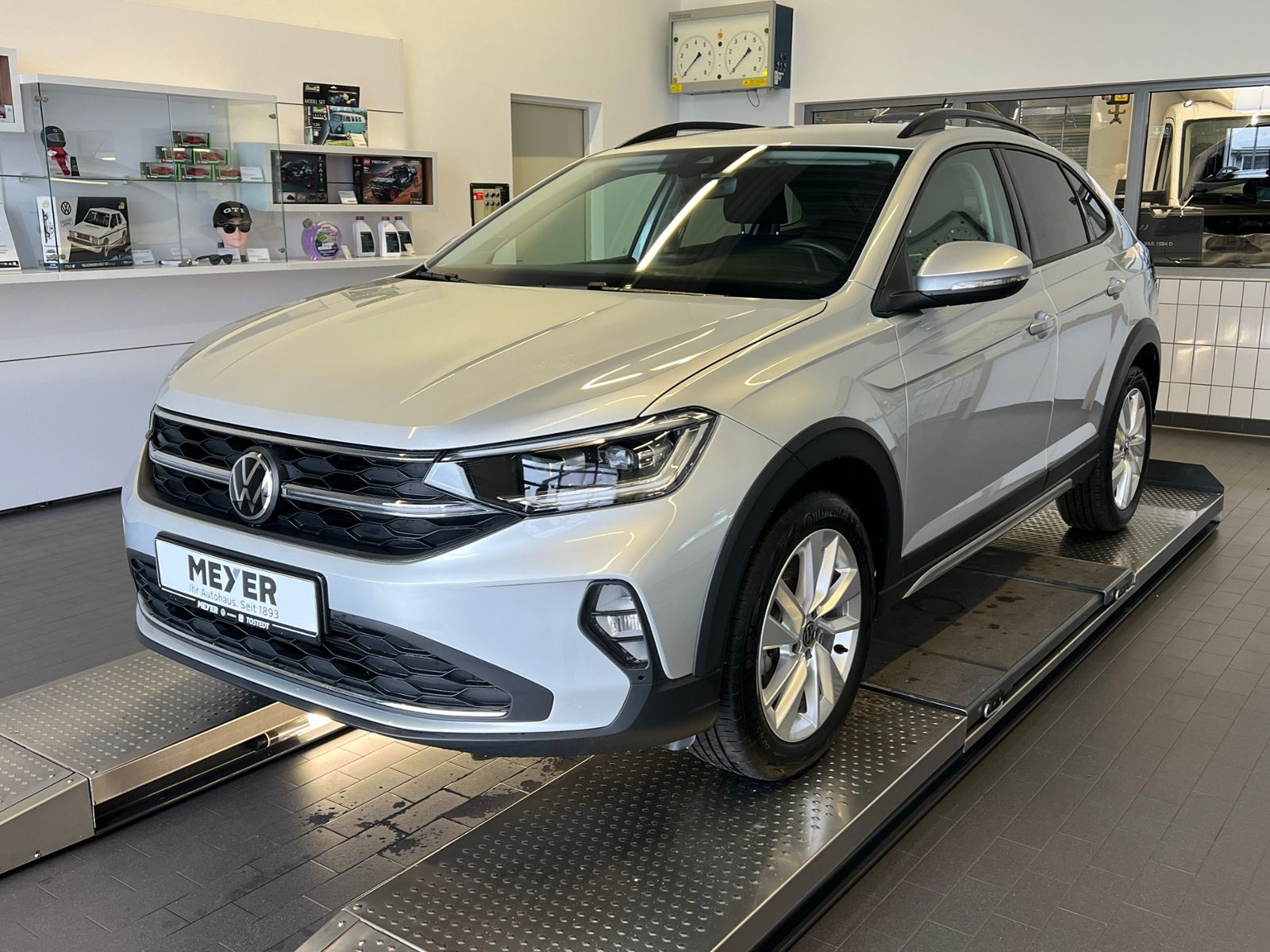 Fahrzeugabbildung Volkswagen Taigo Life 1.0 TSI DSG *IQ.Light, R2D, Kamera, 1