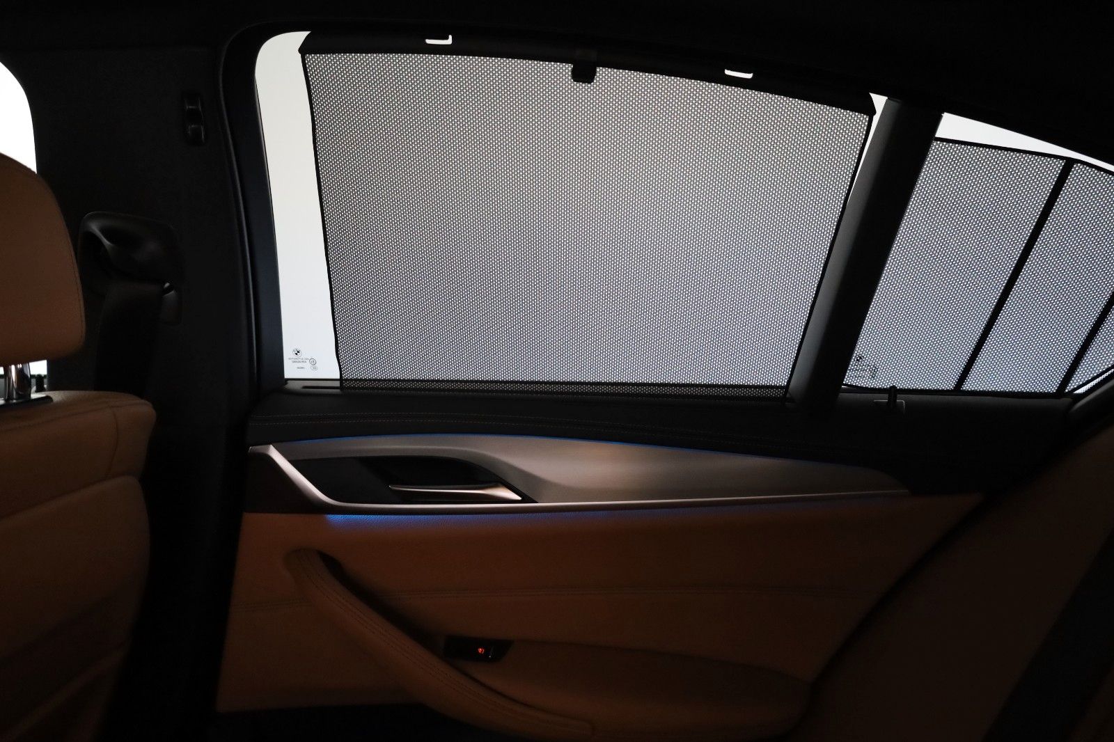 Fahrzeugabbildung BMW 530 e Luxury Line Lim.,Leder,Kamera,HUD,Panorama