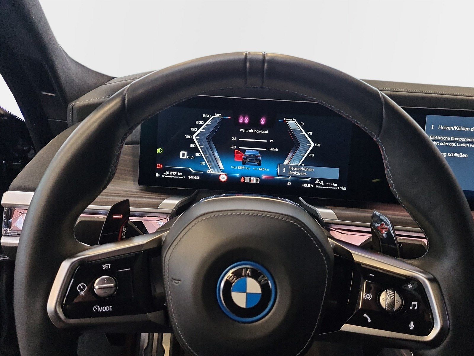 BMW M760 - Bild 12