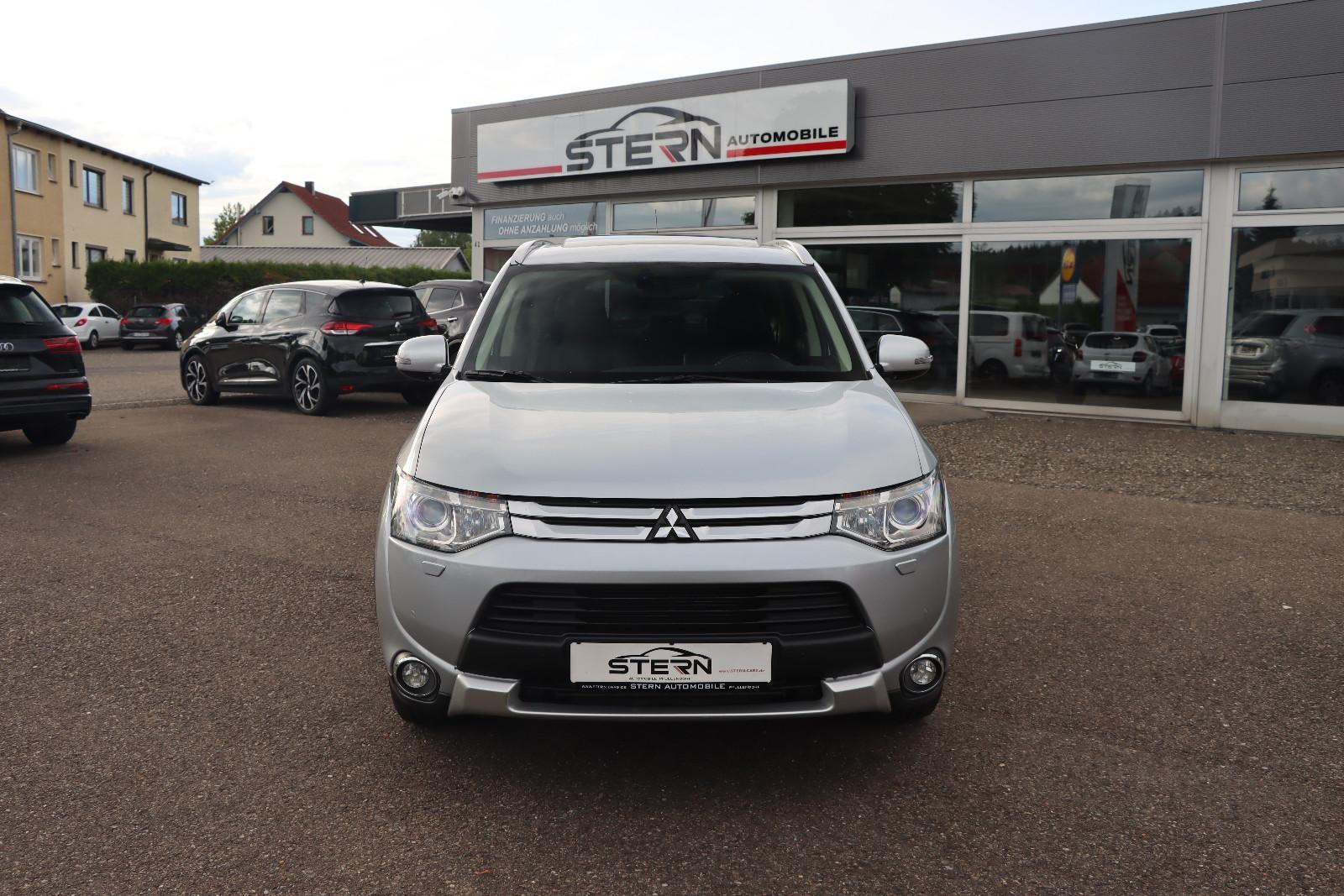 Mitsubishi Outlander ClearTec Instyle 4WD l VOLL l 7-SITZER