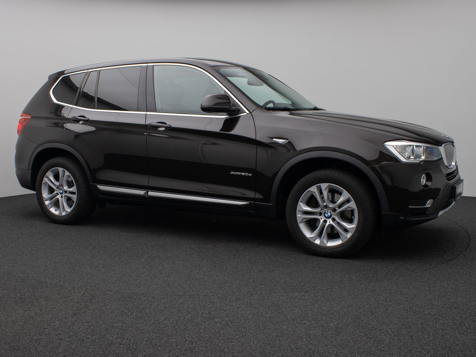 Fahrzeugabbildung BMW X3 xD20d xLine Kamera HUD HiFi Lenkrhz Stndhzg