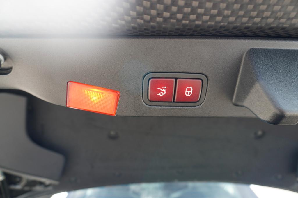 Mercedes-Benz SL 63 AMG