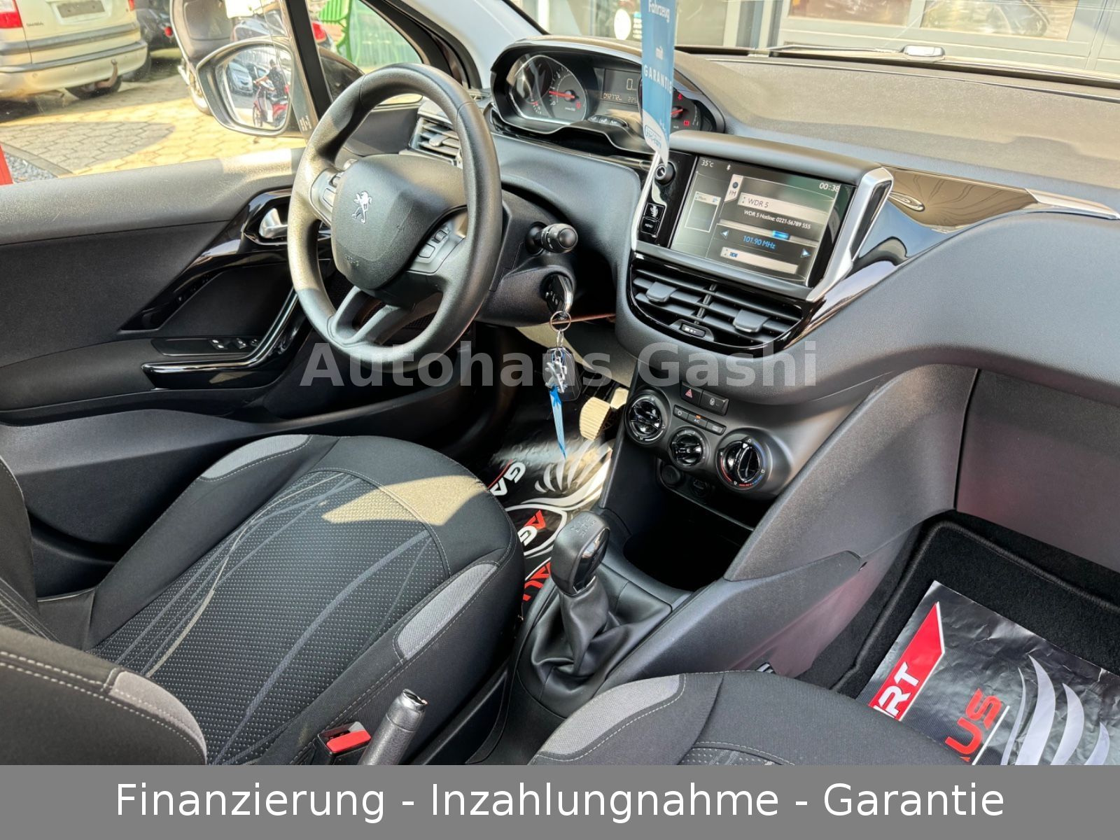 Fahrzeugabbildung Peugeot 208* 2.HD*Klima*Tempomat*PDC*Allwetter-Reifen