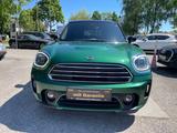 MINI Cooper D Countryman.Essential Trim Auto.LED.Lede - mit Diesel-Antrieb: Grün, Kleinwagen