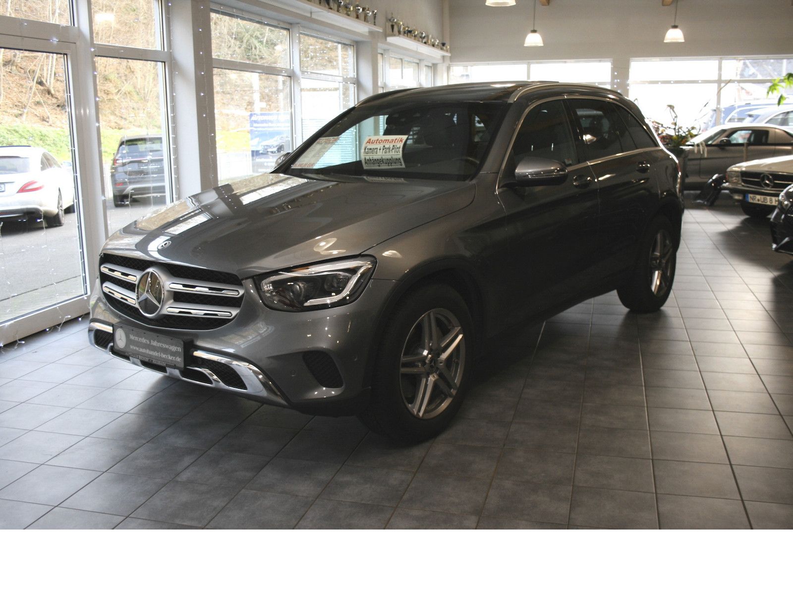 Fahrzeugabbildung Mercedes-Benz GLC 220 d 4M *AHK*LED*Totwinkel*Pano-Dach