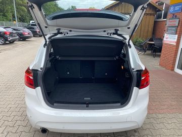 BMW 218 - 12