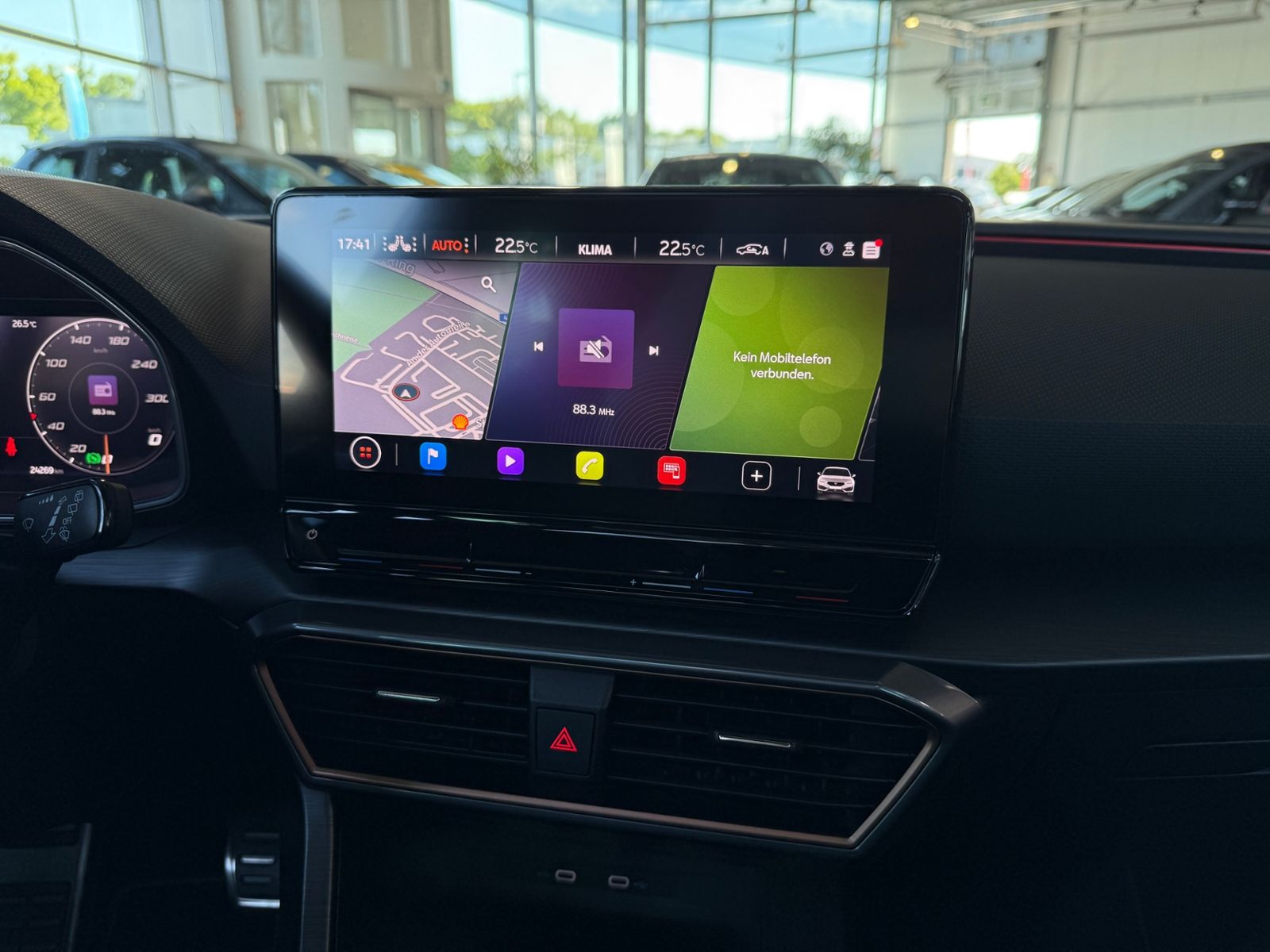Fahrzeugabbildung CUPRA Leon VZ PANO BEATS ACC RFK