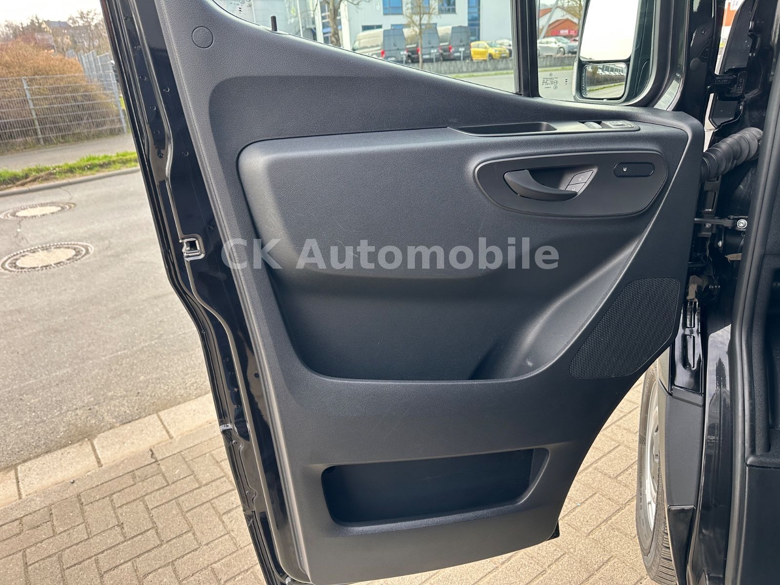 Fahrzeugabbildung Mercedes-Benz Sprinter III Kasten RWD 317 Autom./Maxi/Navi/Kam