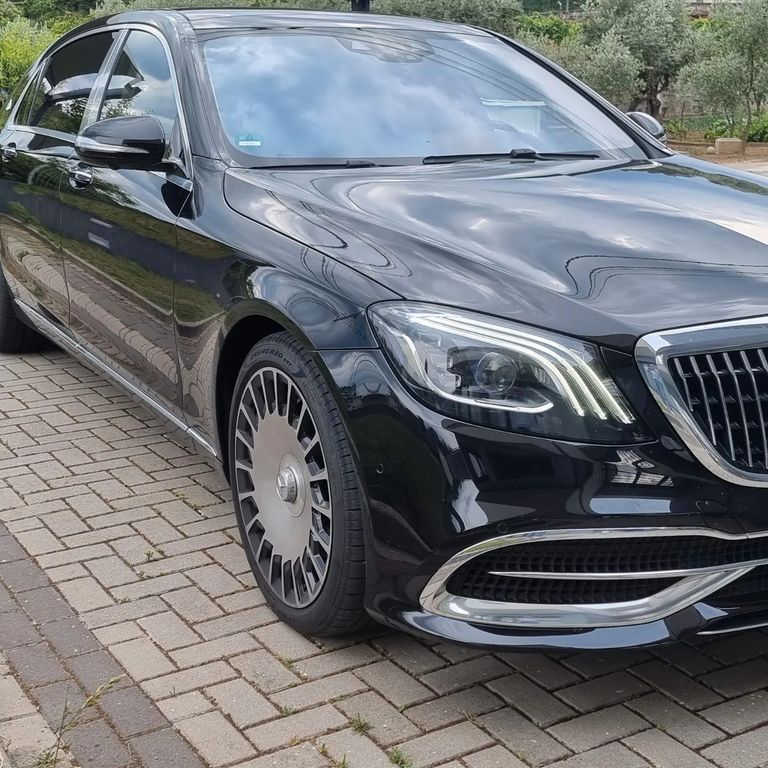 Mercedes-Benz S 560