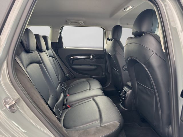 Fahrzeugabbildung MINI Cooper D Clubman Classic Trim LED+Leder+Sportsit