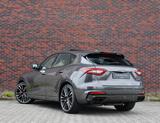 Maserati Levante Trofeo | Pano - 1.hand - 360cam - Maserati Levante: Automatik