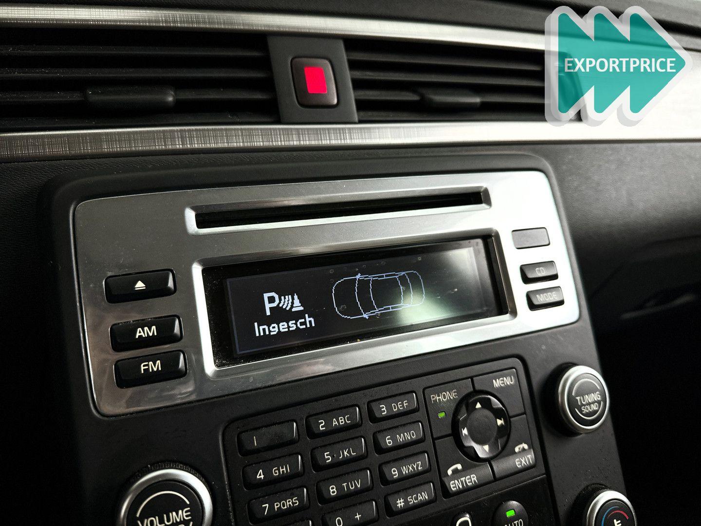 Volvo V70 2008 — photo 18
